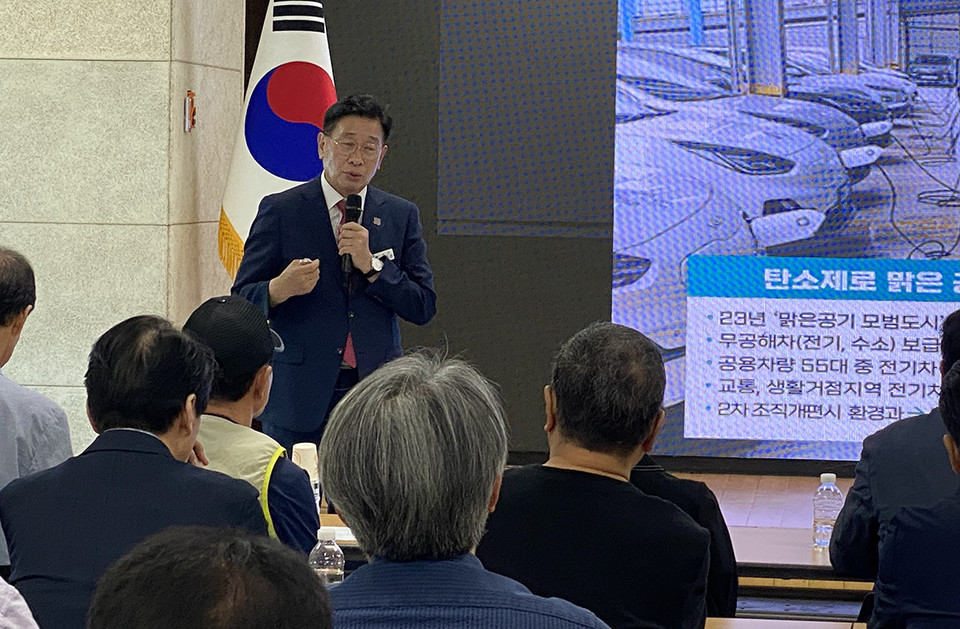 전진선 양평군수는 1일 “진심진력이면 통한다는 마음으로 남은 2년도 열심히 살기 좋은 양평 만들기에 집중하겠다”고 말했다. (사진=장은기 기자)