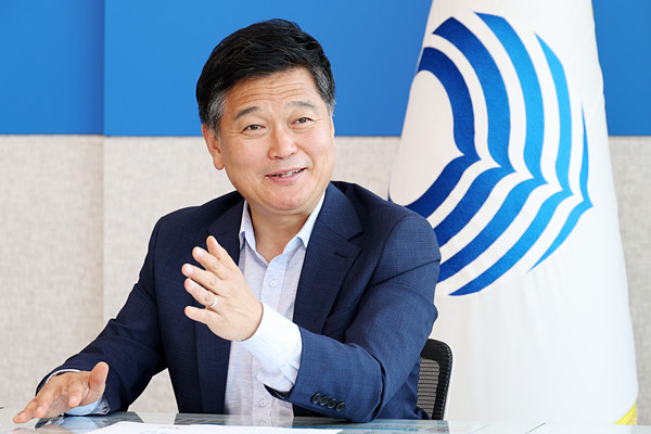 박종효 남동구청장은 인터뷰를 통해 “구민의 생활에 불편함을 없애고 남동구에 사는 것이 자부심이 될 수 있도록 모든 역량을 쏟겠다”고 말했다. (사진제공=인천 남동구청)
