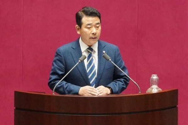 국회에서 구직자들을 위한 ‘취업촉진 및 생활안정지원에 관한 법률 일부개정법률안’이 발의돼 청년 구직자들이 안정적으로 구직활동에 집중할 수 있게 될 전망이다. (사진=중앙신문DB)