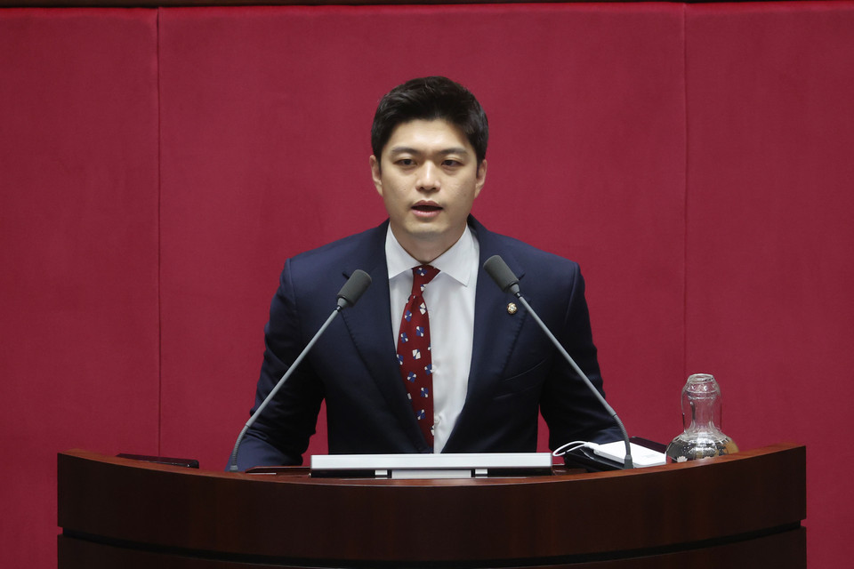 국민의힘 김용태(포천·가평) 국회의원이 포천시와 가평 군민들의 안전과 어르신들 복지를 위해 포천 10억원, 가평군 18억원 등 총 28억원의 행정안전부 특별교부세를 확보했다. (사진제공=김용태 의원실)