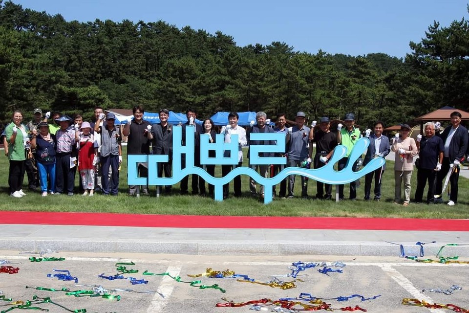문경복 옹진군수가 자신의 SNS를 통해 ‘소야도 때뿌루해수욕장 야영장’ 준공 소식을 전했다. (사진=문경복 옹진군수 페이스북)