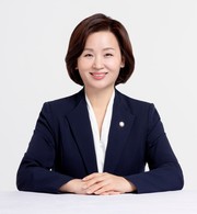 국회 보건복지위원회 소속 더불어민주당 성남 중원구 이수진 의원은 9일 '보건의료인력지원법' 개정안을 대표발의 했다. 사진은 이수진 의원. (사진제공=이수진 의원실)