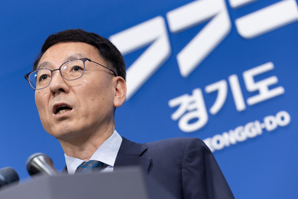 김성중 행정1부지사가 9일 오전 경기도청 브리핑룸에서  K-콘텐츠 복합문화단지 개발사업 관련 기자회견을 하고 있다.