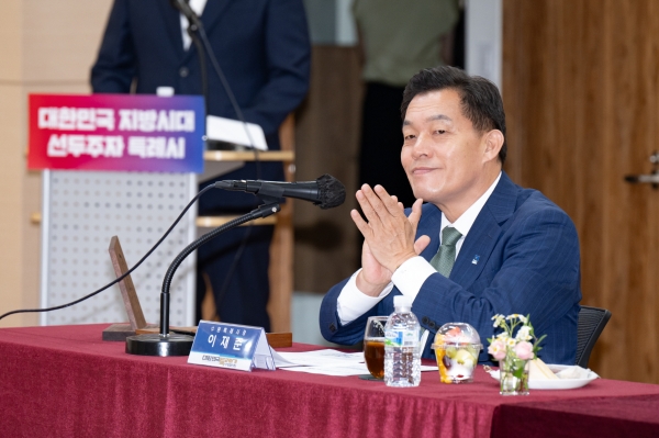 대한민국특례시시장협의회 대표회장 이재준 수원시장이 지난 6월 열린 ‘대한민국특례시시장협의회 2024년 상반기 정기회의’에서 발언하고 있다.