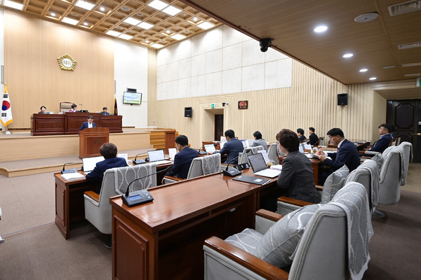 연천군의회는 22일 제289회 임시회를 개회하고 8일간의 의정활동에 들어갔다. (사진제공=연천군의회)