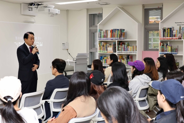 인천 동구 꿈드림어린이영어도서관, 첫 명사 특강 성황리 마무리