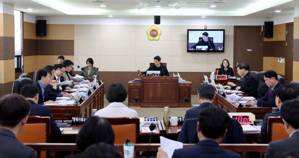 인천시의회 교육위원회, 시급한 교육 현안 조례안 심사