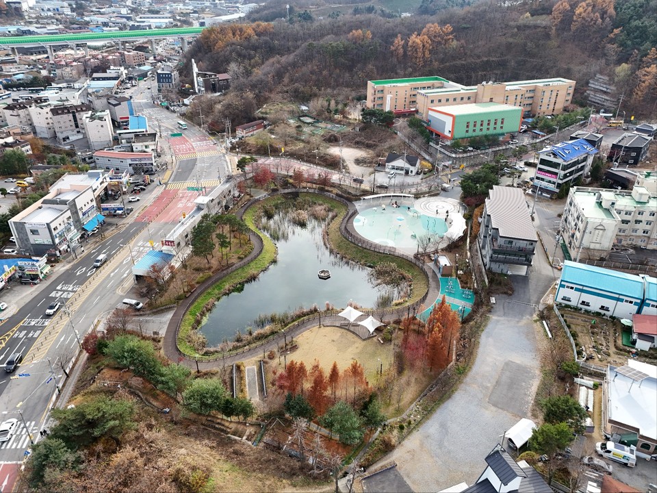 25일 오후 2시10분께 찾은 남양주시 화도읍 차산리에 있는 광암호수공원은 작은 규모의 공원이다. (사진=김광섭 기자)