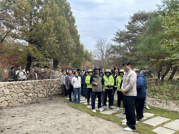 산림청 국립수목원은 새롭게 단장한 ‘어린이정원’을 1일부터 공개했다.  (사진제공=국립수목원)