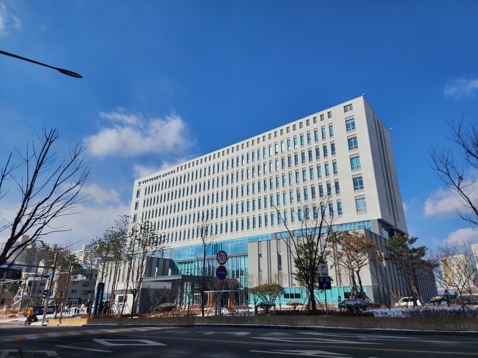 구리 지역 전세사기 사건 일당 2명에게 검찰이 구속영장을 재청구했다. 사진은 의정부지검 남양주지청 전경. (사진=중앙신문DB)