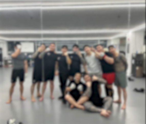 길거리에서 흉기를 들고 패싸움을 벌이고 홀덤펍에서 보호비 명목으로 수천만원을 갈취한 20~30대 MZ(밀레니얼+Z세대) 조직폭력배들이 경찰에 무더기로 검거됐다. (사진제공=경기북부경찰청)
