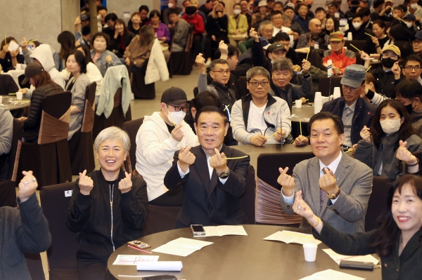 수원특례시의회 이재식 의장, 2024년 자활사업 성과보고대회 참석