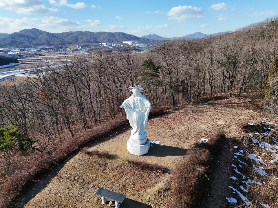 지난 6일 오후 2시28분께 방문한 ‘단내 성가정 성지’는 경기도 이천시에 위치한 천주교 성지로, 한국 천주교 순교 성인들과 관련된 역사적 의미를 지닌 곳이다. (사진=김광섭 기자)