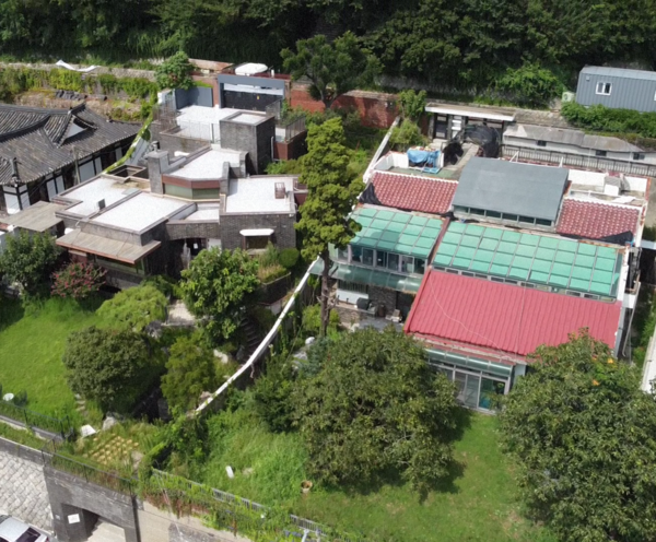 인천도시공사는 중구 개항장 내 송학동 1가 23 주택(연면적 283.14㎡)을 매입해 ‘근대건축문화자산 재생사업 3호’를 본격 추진한다. 사진은 재생사업 3호 대상 외부. (사진제공=인천도시공사)