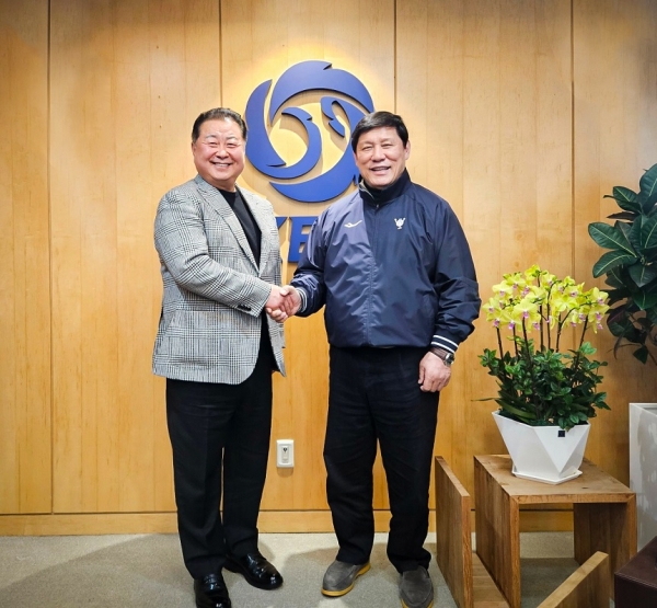 김경일 파주시장, 허구연 한국야구위원회 총재와 환담