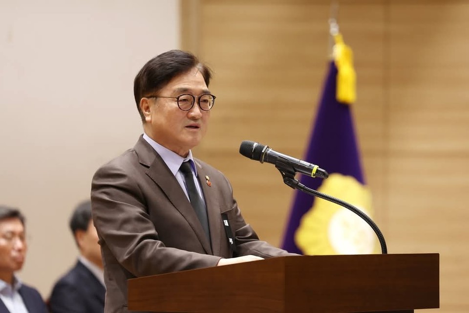 우원식 국회의장이 2일 가진 국회 시무식에서 “비상계엄과 탄핵으로 이어지는 요즘, 국가적 역량을 모두 쏟아부어 위기를 극복해 나가겠지만, 그럼에도 불구하고 우리 국민들께 고단한 한 해가 될 것”이라고 밝혔다. (사진=우원식 국회의장 페이스북)