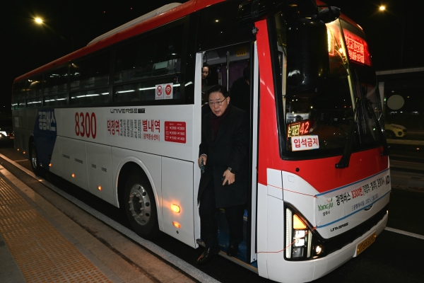 강수현 양주시장, ‘8300번 광역버스’ 개통식 참석ⵈ 노선 운행 상황 ‘점검’