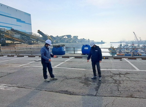 IPA와 인천항시설관리센터가 남항 항만배후부지를 점검하고 있다. (사진 제공=인천항만공사)