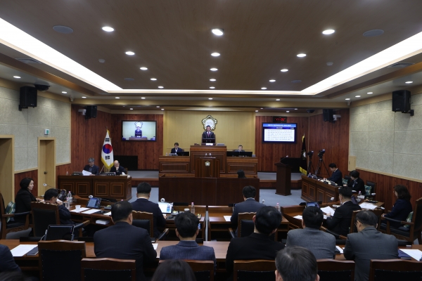 가평군의회, 제327회 임시회 폐회