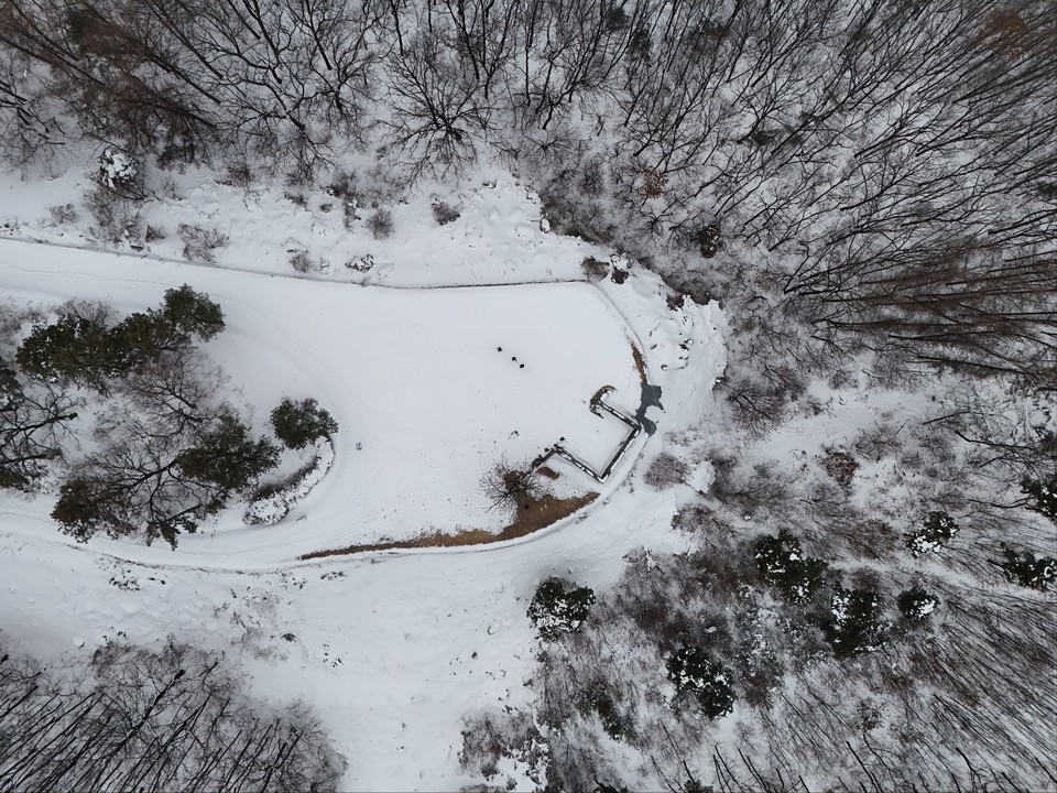 31일 오전 11시30분께 임진왜란 때 격전지였던 옛 군사 요충지 안성의 ‘죽주산성’을 찾았다. 이날 죽주산성은 지난 27일부터 이틀간 내린 눈으로, 온통 하얗게 변했다. (사진=김종대 기자)