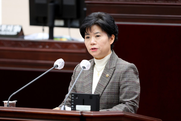 유승분 의원이 4일 열린 '제300회 인천시의회 임시회’ 제1차 본회의 5분 자유발언에서 인천소방본부 심리지원단의 실효성 있는 운영체계 마련을 촉구했다. (사진제공=인천시의회)