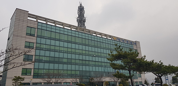 양주경찰서는 지방재정법 위반, 사기 혐의로 김씨의 신병을 의정부지검에 넘겼다고 26일 밝혔다. 사진은 양주경찰서 전경. (사진=중앙신문DB)