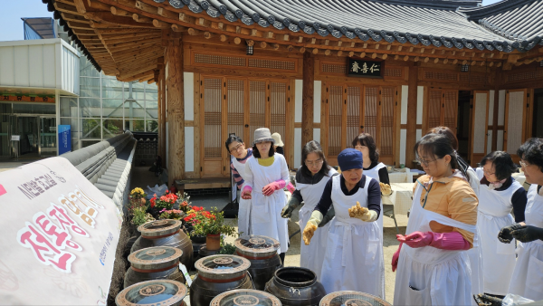 전통 장 직접 담가보고 싶다면?…인천시, 장담그기 과정 교육생 모집