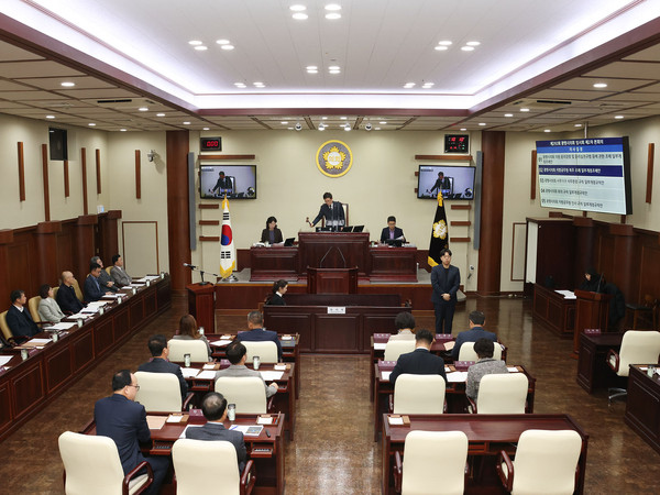 광명시의회가 17일 제292회 임시회를 열고 13일간의 의사일정을 마무리했다. (사진제공=광명시의회)
