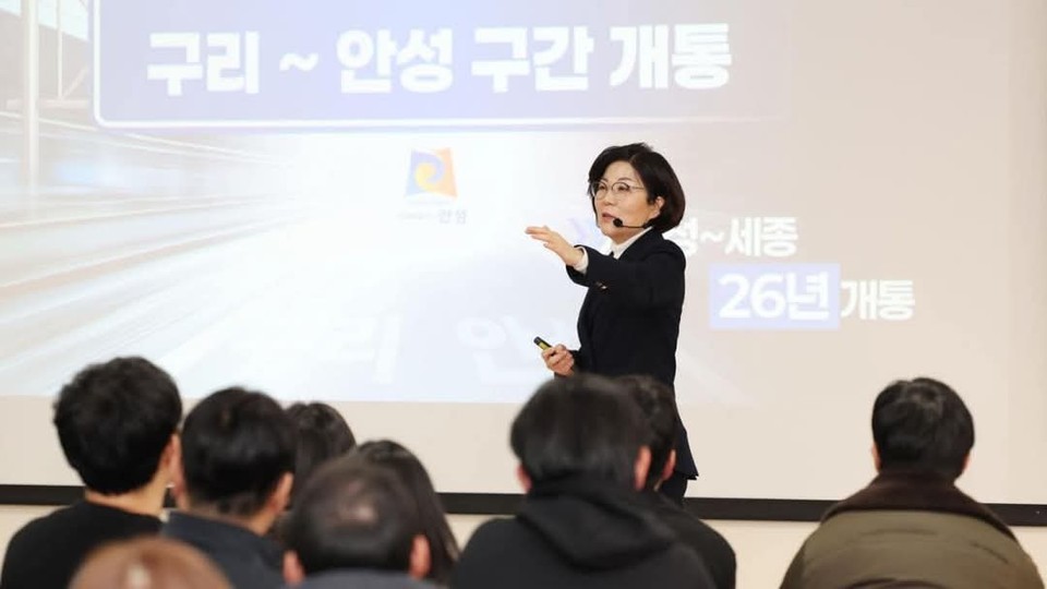 김보라 안성시장이 27일 자신의 페이스북 계정 글을 통해 지난달부터 진행된 정책공감토크에 대한 짤막한 소회를 전했다. (사진=김보라 안성시장 페이스북)