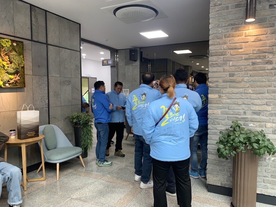 6일 오후 1시29분께 동두천 시민회관에서 전국노래자랑 예비 심사를 개최하고 있다. 이날 예심에 참여한 시민은 총 266명이다. (사진=오기춘 기자)