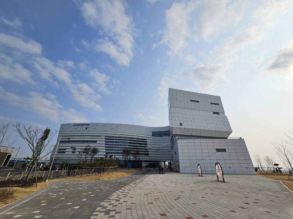8일 오후 인천 월미도에 위치한 수도권 최초의 국립 해양문화시설인 국립인천해양박물관을 찾았다. 박물관은 지난해 12월11일 개관했다. (사진=김광섭 기자)