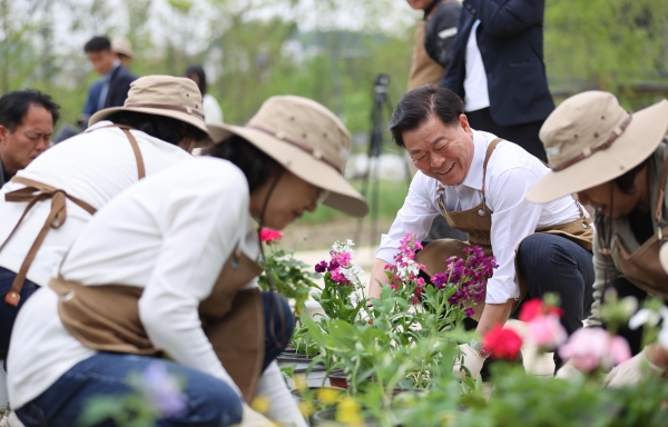 ‘정원도시 함께 만들어갈 시민을 기다립니다’ 광명시, 새빛정원관리단·시민정원단 참여자 모집