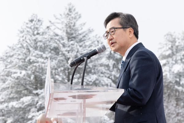 18일 오전 봉선사에서 열린 대한불교조계종 봉선사 명상체험센터 기공식에서 김동연 경기도지사가 인사말을하고 있다. (사진제공=경기도)