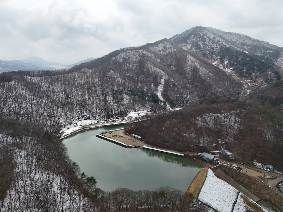 18일 오후 찾은 금남저수지는 지금으로부터 약 64년 전인 지난 1961년 인근 농지에 농업용수를 공급하기 위해 조성된 저수지로 검터저수지로도 불린다. (사진=이건구 기자)