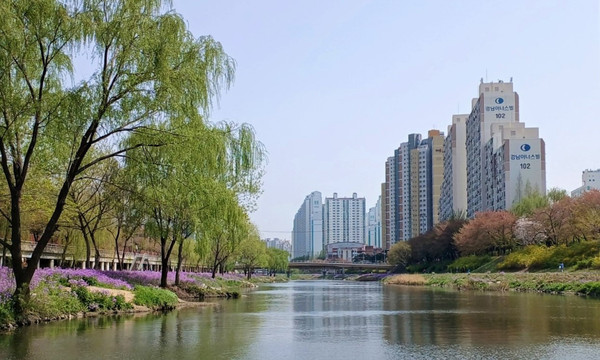 안양시 안양천 일대가 지방정원 조성예정지로 승인됐다. 사진은 안양천 전경. (사진제공=안양시청)