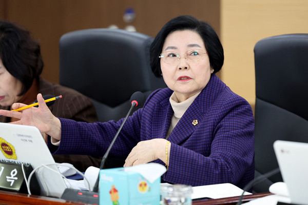 이선옥 인천광역시의원이 복지 사각지대를 해소하고 시민들의 삶의 질을 향상시키기 위한 두 가지 조례를 발의했다. (사진제공=인천시의회)