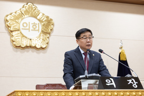 양주시의회가 8일 제376회 제1차 본회의에서 ‘양주시 경제자유구역 지정 촉구 건의안’을 만장일치로 채택했다. (사진제공=양주시의회)