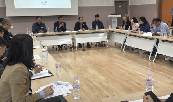 경기도의회 박재용 의원이 지난 7일 경기북부 누림센터 강당에서 ‘양주 반다비체육센터’ 건립 공사 현황 보고 및 향후 운영계획에 대한 설명회를 개최하고 조속한 추진을 당부했다. (사진제공=경기도의회)