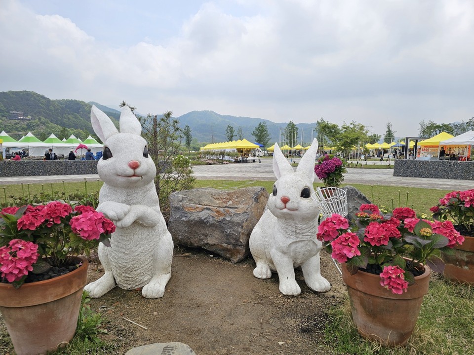 20일 화요일 수도권(경기·인천) 지역은 오전까지 곳에 따라 비가 이어지는 곳이 있겠고, 대체로 흐리다가 오후부터 가끔 구름이 많겠다. (사진=중앙신문 DB)