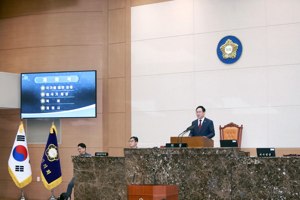 이천시의회가 시민의 삶에 실질적인 변화를 가져올 제254회 제1차 정례회를 2일부터 20일까지 19일간의 일정으로 개회하며 본격적인 의정활동에 돌입했다. (사진제공=이천시의회)