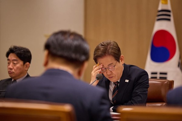 이재명 대통령이 생활물가 급등에 따른 국민 부담을 언급하며 “모든 수단을 총동원해 민생과 경제 회복에 나서겠다”고 밝혔다.