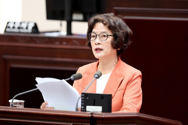 인천시가 북한 이의 제기로 중단됐던 ‘백령도·대청도 유네스코 세계지질공원’ 지정 재추진과 2025년 말 개통 예정인 ‘영종~신도 연륙교’에 대비한 도서지역 인프라 확충에 본격 나선다. (사진=신영희 의원 페이스북)