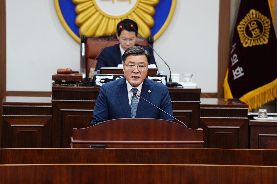 포천시의회 연제창 의원이 국방부와 추진 중인 옛 6군단 부지의 기부대양여 방식에 대해 “더는 기만당할 수 없다”며 전면 포기를 촉구하고 나섰다. (사진=김성운 기자)