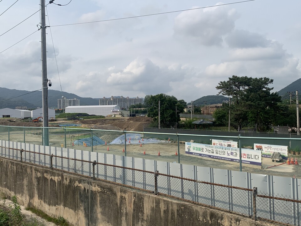2일 노후 동두천시 미군반환 공여지인 캠프모빌지역에 대한 오염토 정화작업이 진행 중이다. (사진=오기춘 기자)