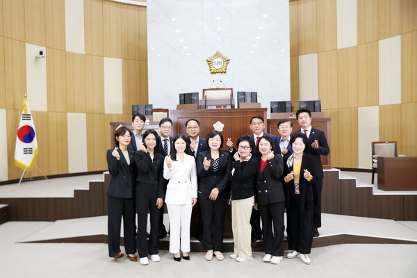 인천 연수구의회는 제9대 의회 개원 3주년을 맞아 지난 3년간의 주요 의정활동 성과를 돌아보며, 구민과의 약속을 실천한 의미 있는 시간을 정리했다. (사진제공=연수구의회)