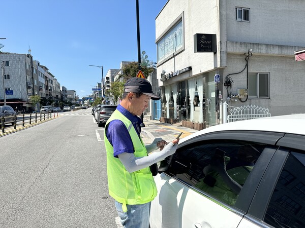 포천도시공사는 21일부터 내달 1일까지 관내 일부 도로변 노상주차장의 주차요금을 한시 면제한다.(사진제공=포천도시공사)