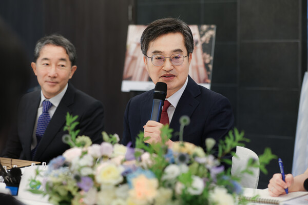 김동연 경기도지사가 29일 “정치보복의 고리를 끊고 국민통합으로 나아가야 한다”며 사면 필요성을 밝혔다. (사진제공=경기도)