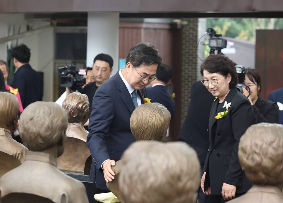 일본군 ‘위안부’ 피해자 기림의 날(8월14일)을 앞둔 9일 김동연 경기도지사가 경기 광주시 ‘나눔의 집’에서 열린 기념식·기림문화제에 참석해 “할머님들의 명예와 존엄이 온전히 회복되는 그날까지 주어진 모든 책임을 다하겠다”고 밝혔다. (사진=김동연 경기지사 페이스북)