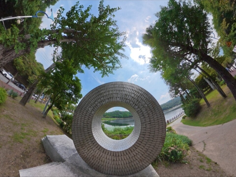 ​​​​​​​11일 월요일 수도권(경기·인천) 지역은 대체로 구름이 많겠으며, 오후에는 경기내륙을 중심으로 돌풍과 천둥·번개를 동반한 소나기가 내리겠다. (사진=중앙신문 DB)