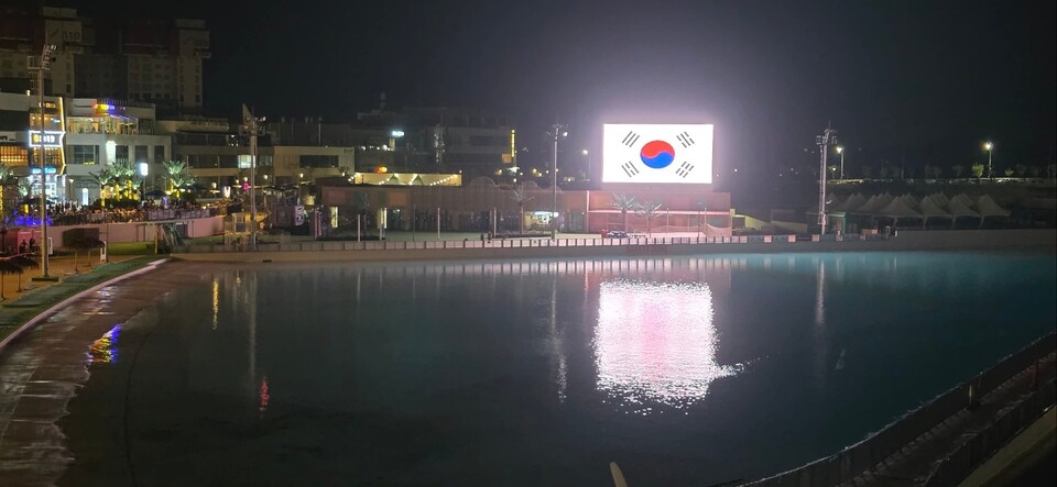 임병택 시흥시장이 15일 저녁 광복 80주년을 맞아 거북섬 특설 상설 무대에서 열린 '광복 80주년 K- 콘텐츠 페스티벌' 소식을 전했다. (사진=임병택 시흥시장 페이스북)